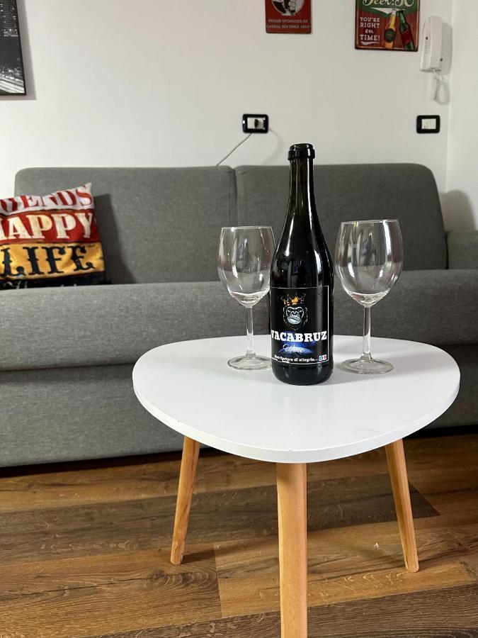 Vacabruz Apartment Besano Luaran gambar