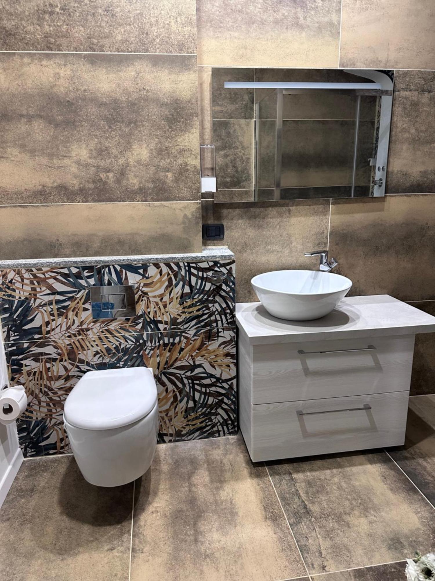 Vacabruz Apartment Besano Luaran gambar