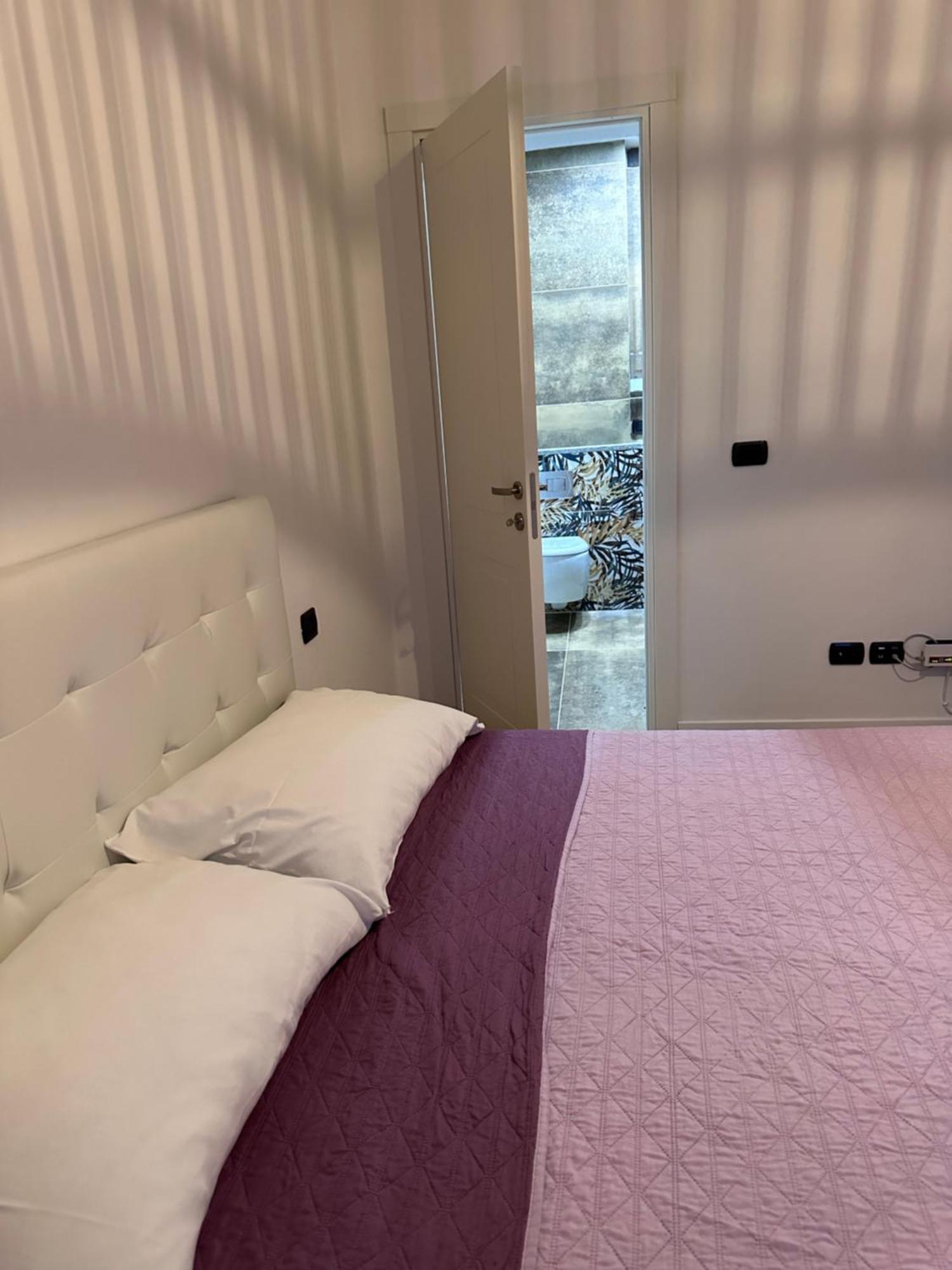 Vacabruz Apartment Besano Luaran gambar