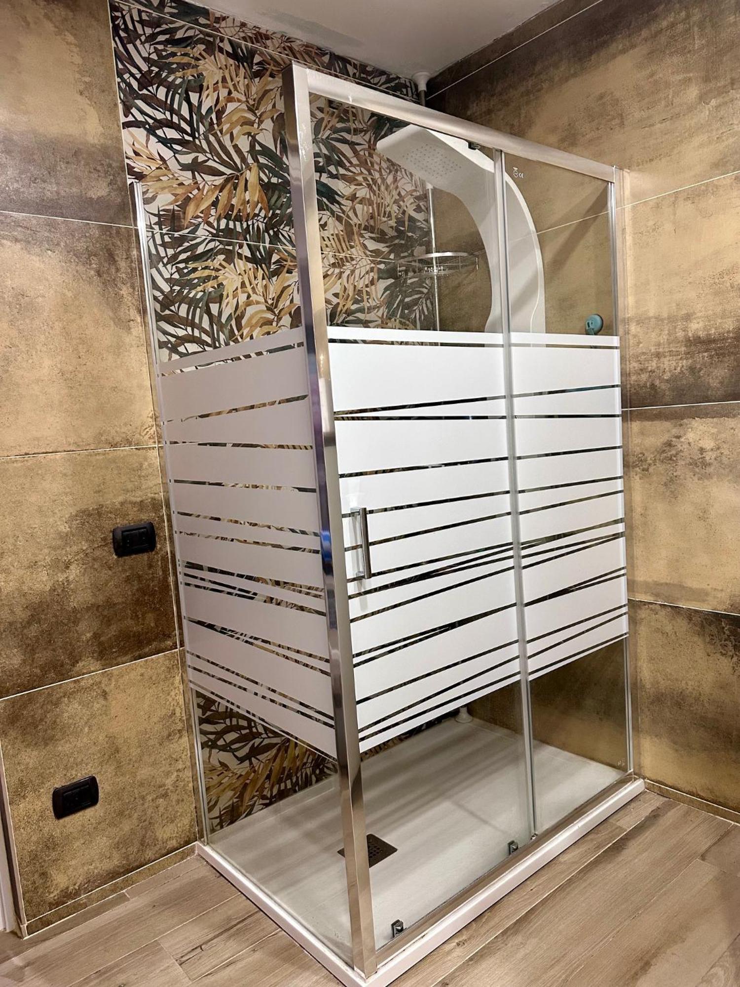 Vacabruz Apartment Besano Luaran gambar