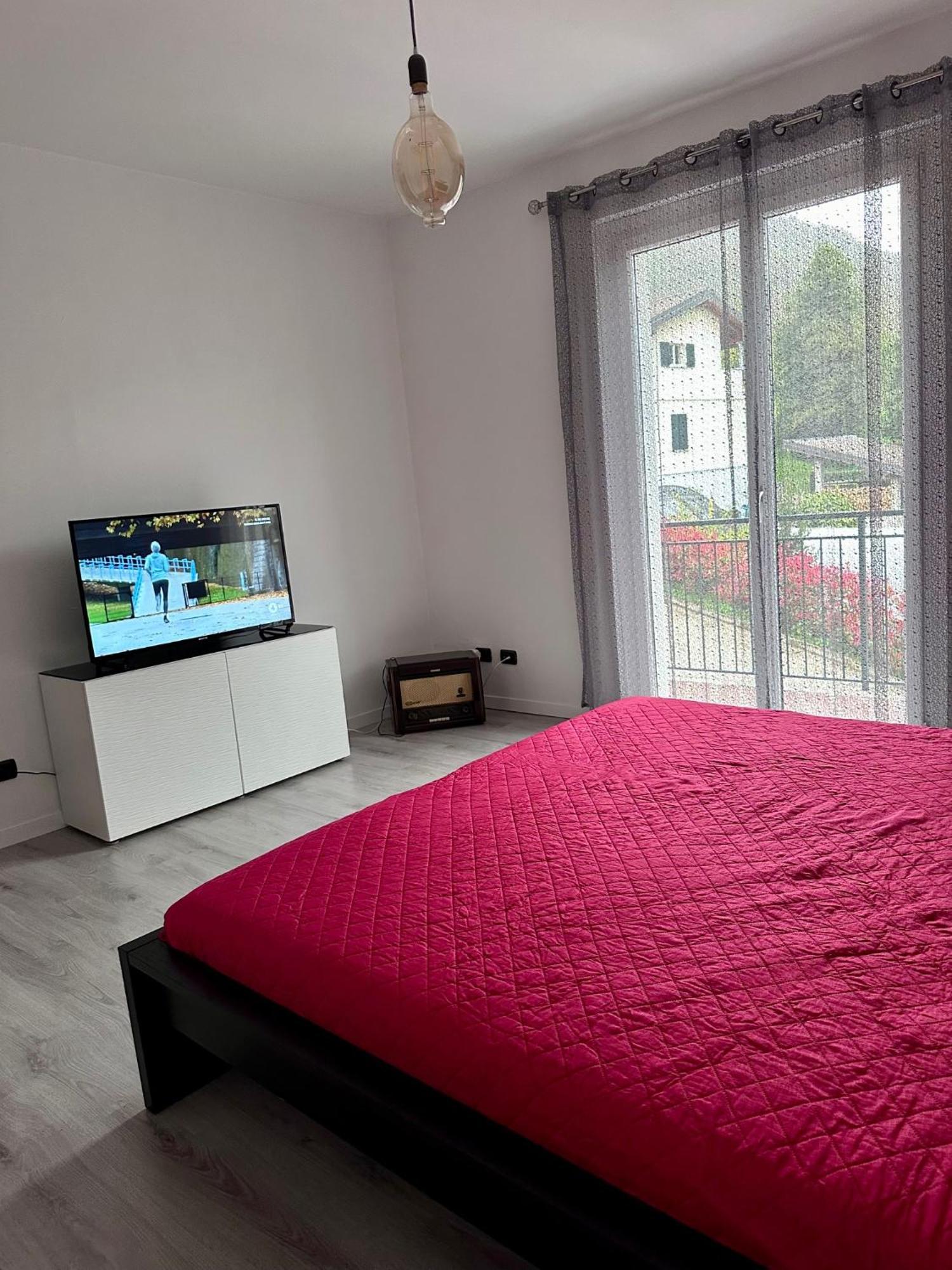 Vacabruz Apartment Besano Luaran gambar